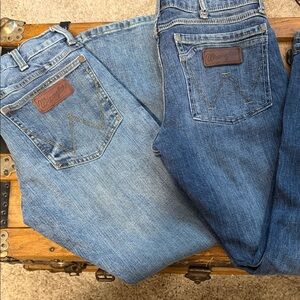 Wrangler Men's Light and Dark Blue Slim Fit Retro Jeans